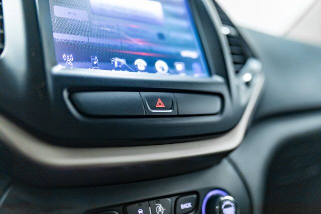 2018 Jeep Cherokee 4x4 North PSeat Red Deer AB