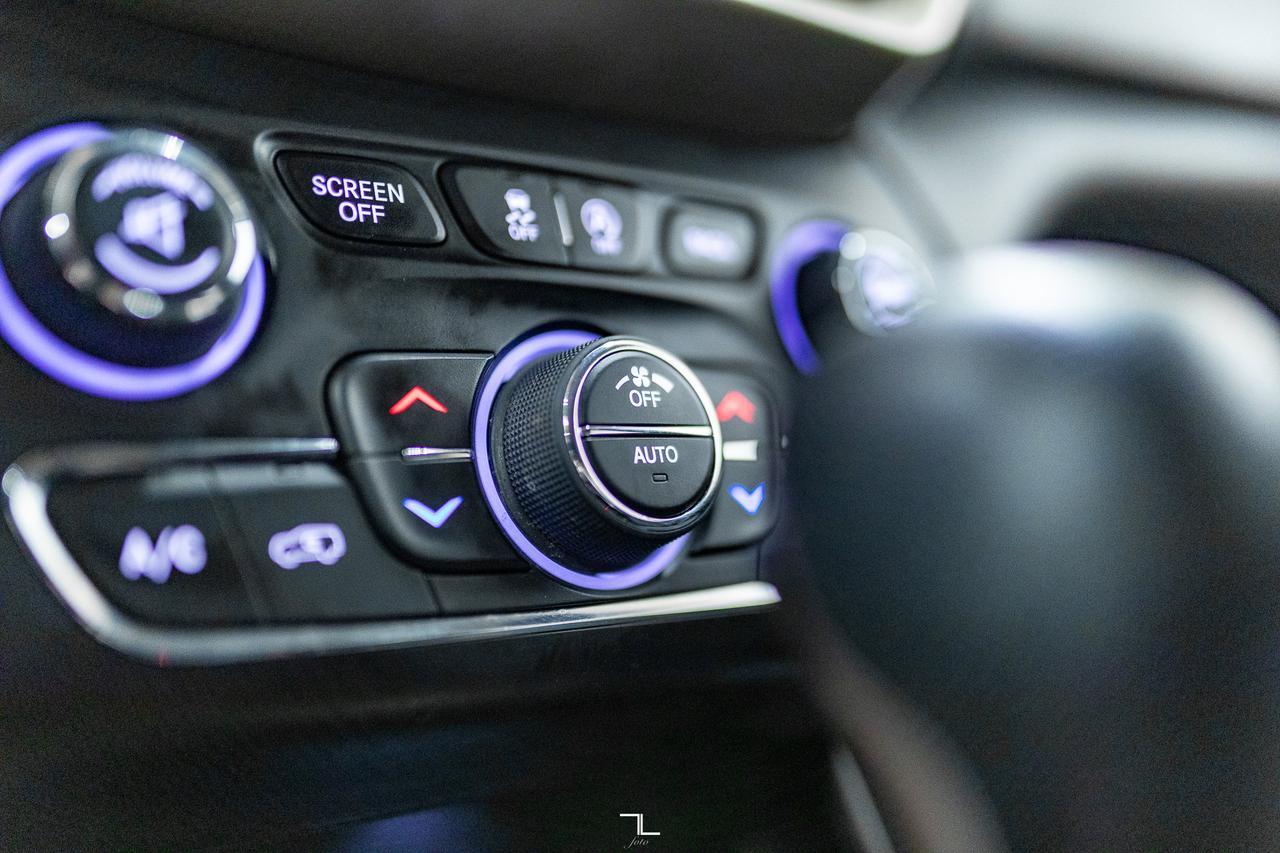 2018 Jeep Cherokee 4x4 North PSeat Red Deer AB