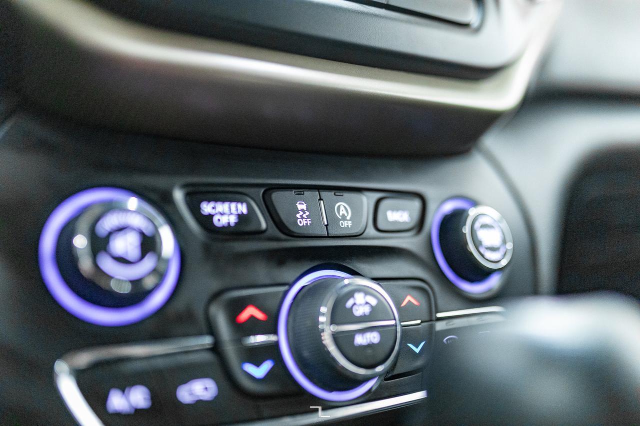 2018 Jeep Cherokee 4x4 North PSeat Red Deer AB