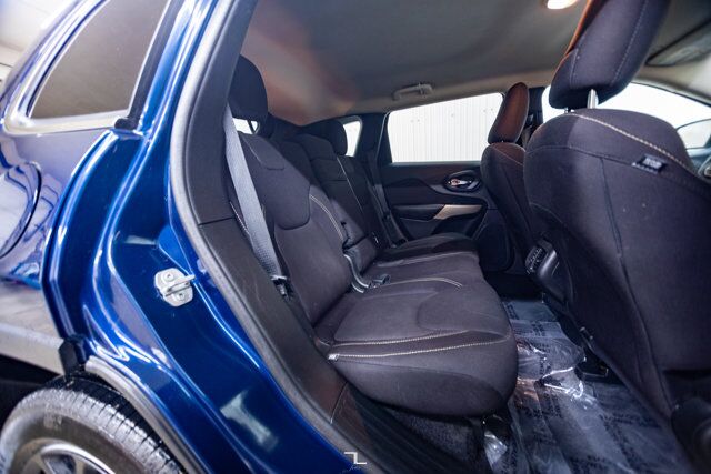 2018 Jeep Cherokee 4x4 North PSeat Red Deer AB