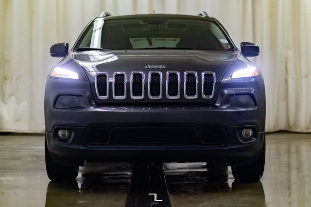 2018 Jeep Cherokee 4x4 North Roof Nav BCam Red Deer AB