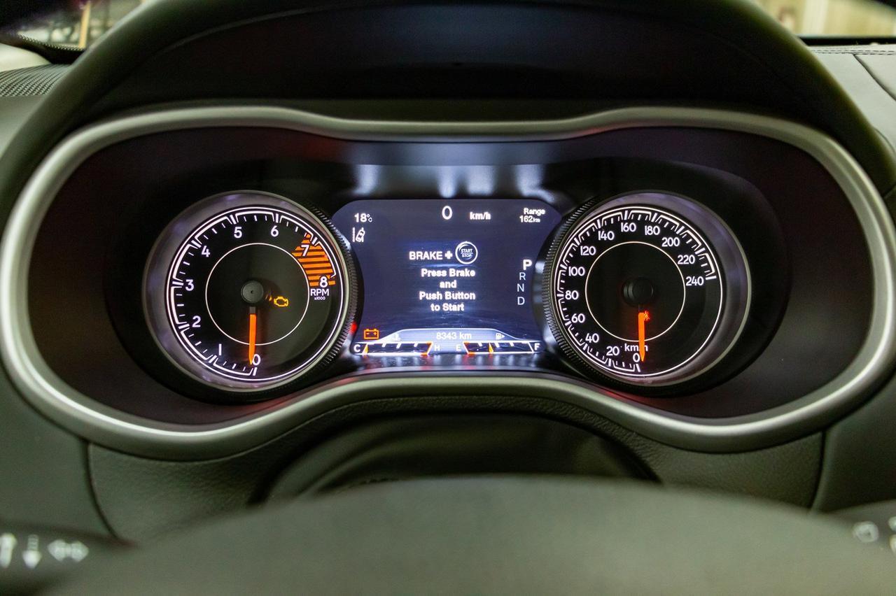 2018 Jeep Cherokee 4x4 Overland Leather Roof Nav Red Deer AB