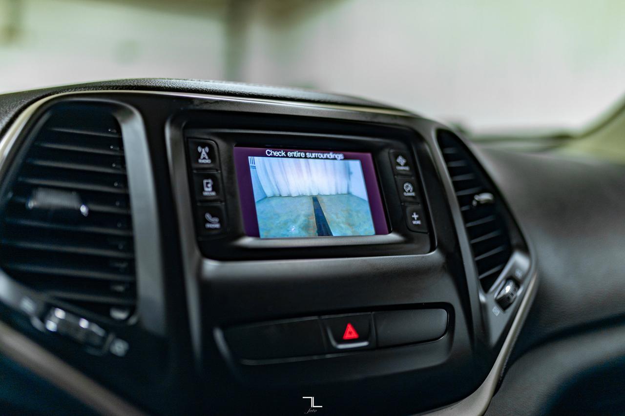 2018 Jeep Cherokee 4x4 Sport Altitude BCam Red Deer AB