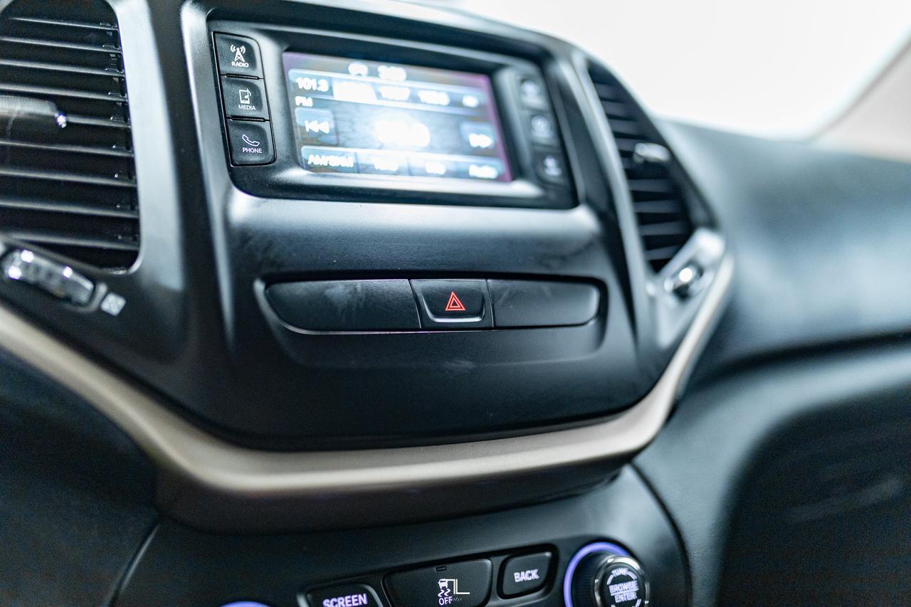2018 Jeep Cherokee 4x4 Sport Altitude BCam Red Deer AB