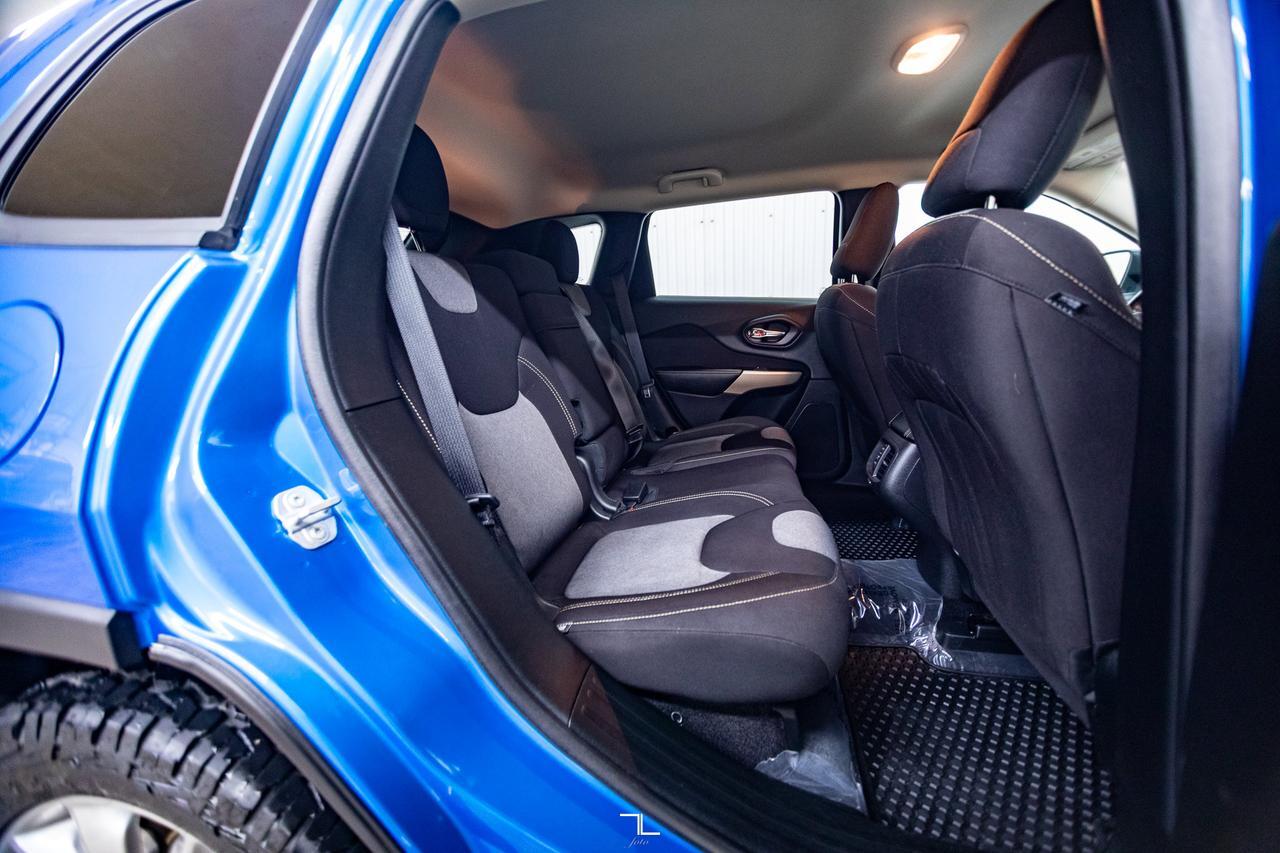 2018 Jeep Cherokee 4x4 Sport Altitude BCam Red Deer AB