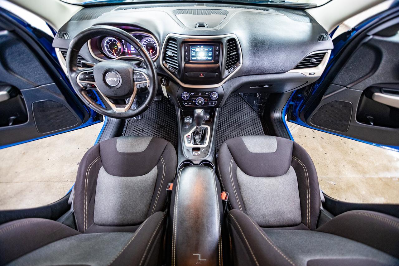 2018 Jeep Cherokee 4x4 Sport Altitude BCam Red Deer AB