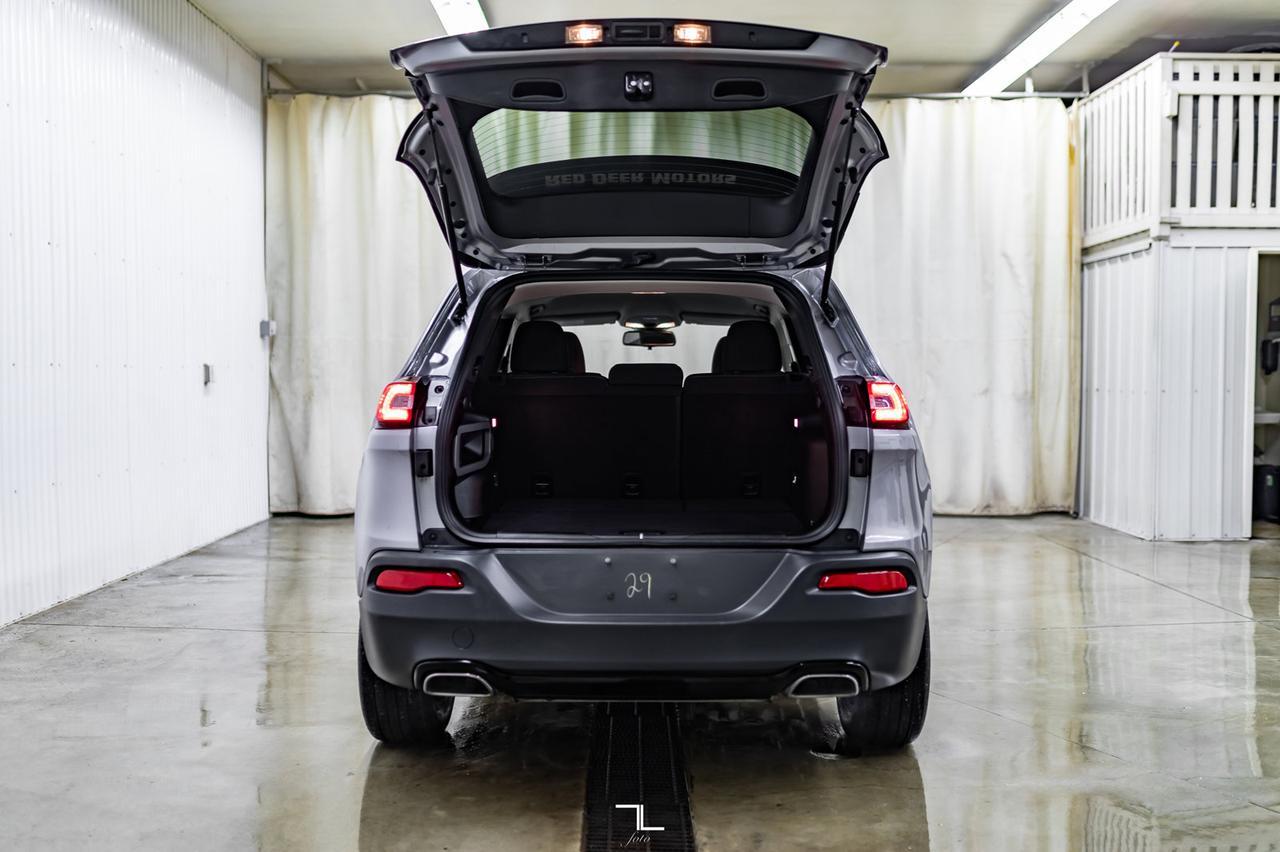 2018 Jeep Cherokee 4x4 Sport Altitude BCam Red Deer AB