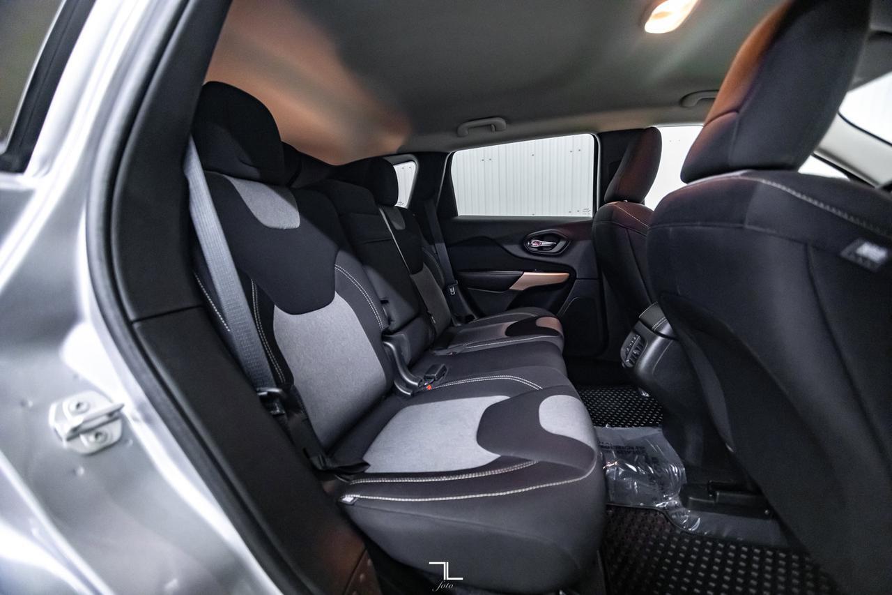 2018 Jeep Cherokee 4x4 Sport Altitude BCam Red Deer AB