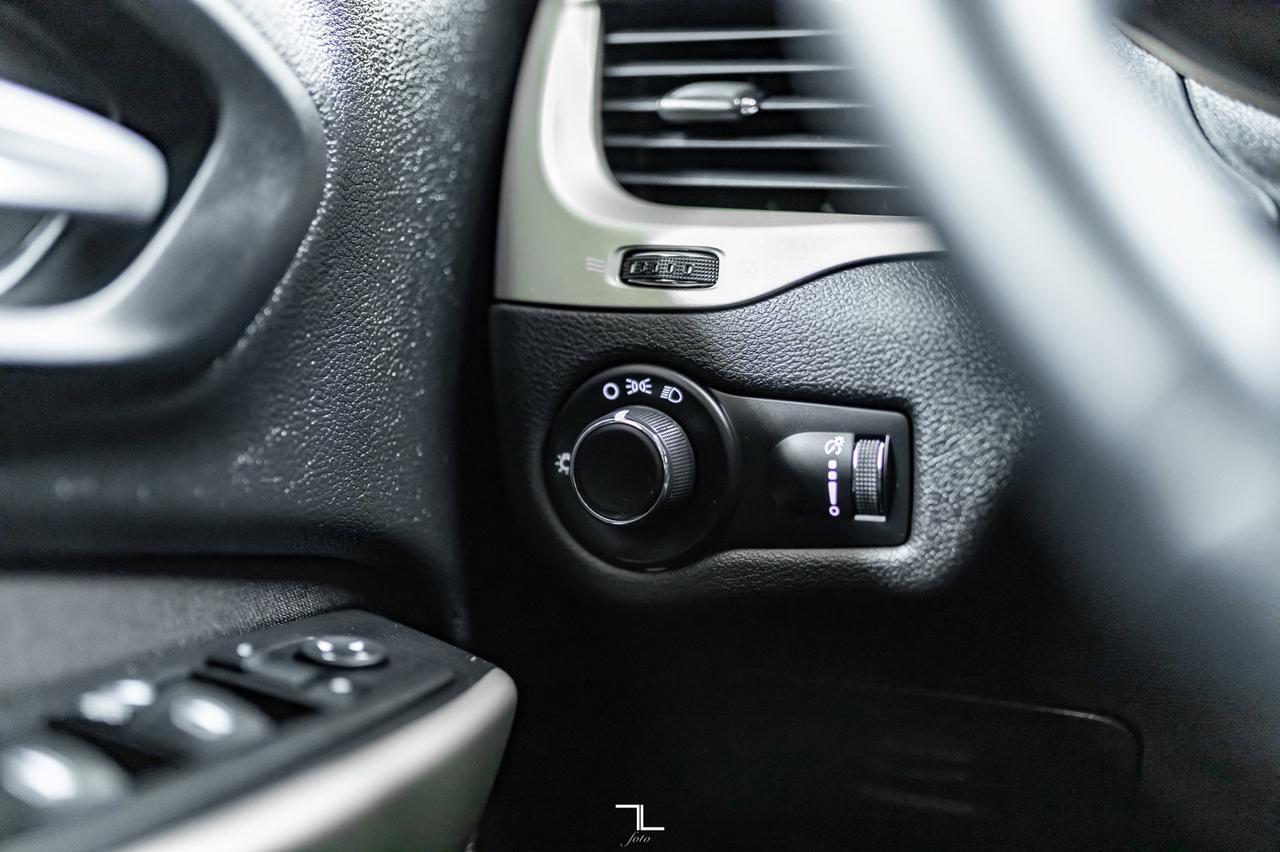 2018 Jeep Cherokee 4x4 Sport Altitude BCam Red Deer AB