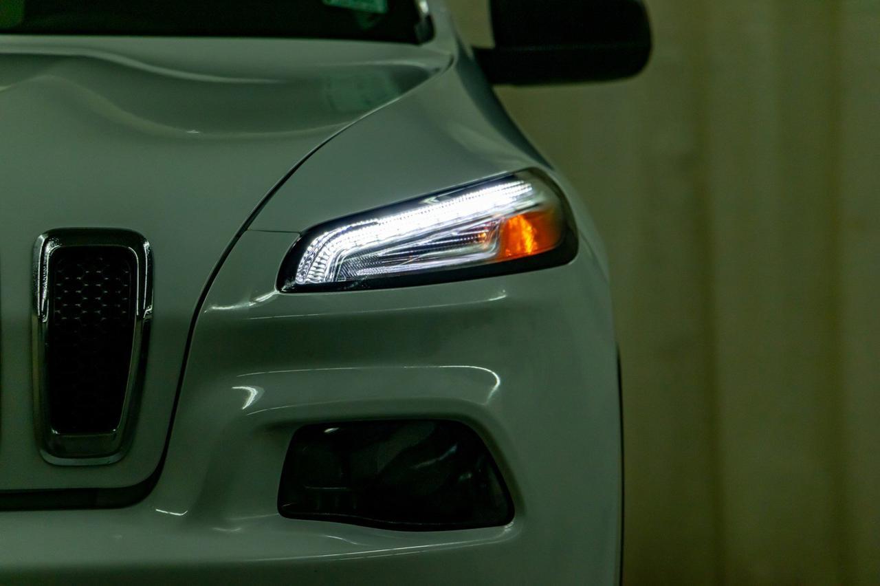 2018 Jeep Cherokee 4x4 Sport BCam Red Deer AB