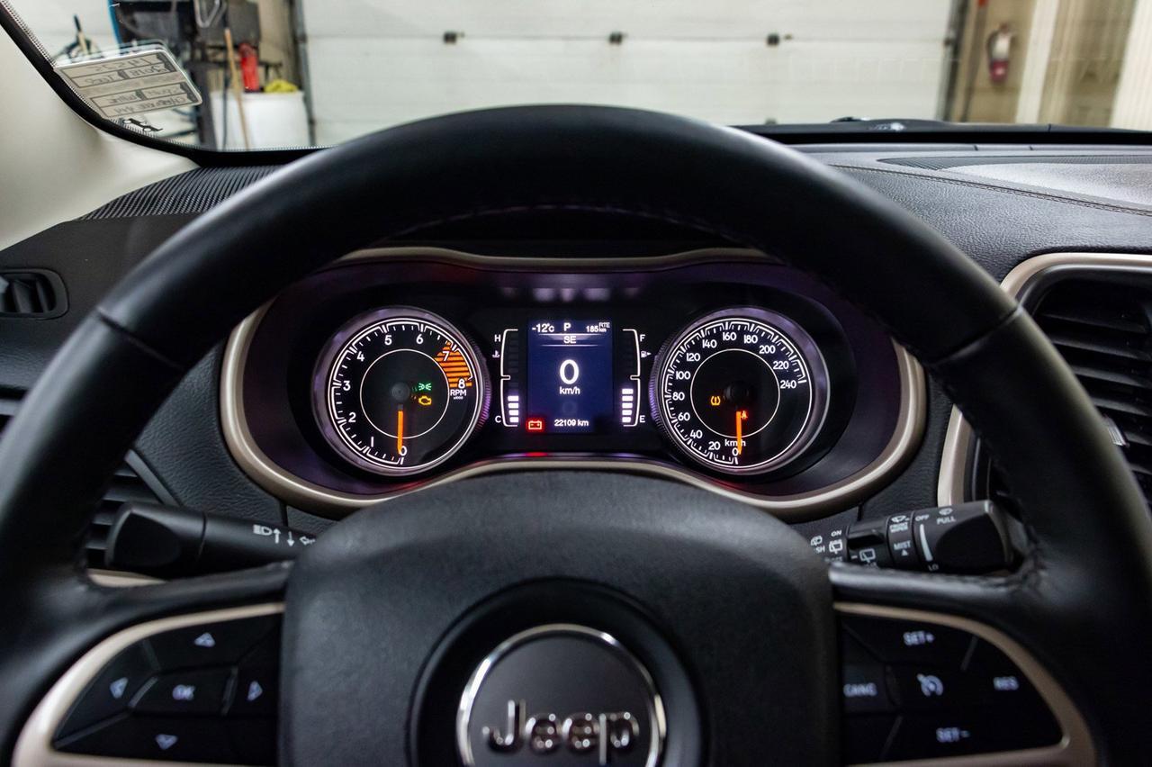 2018 Jeep Cherokee 4x4 Sport BCam Red Deer AB