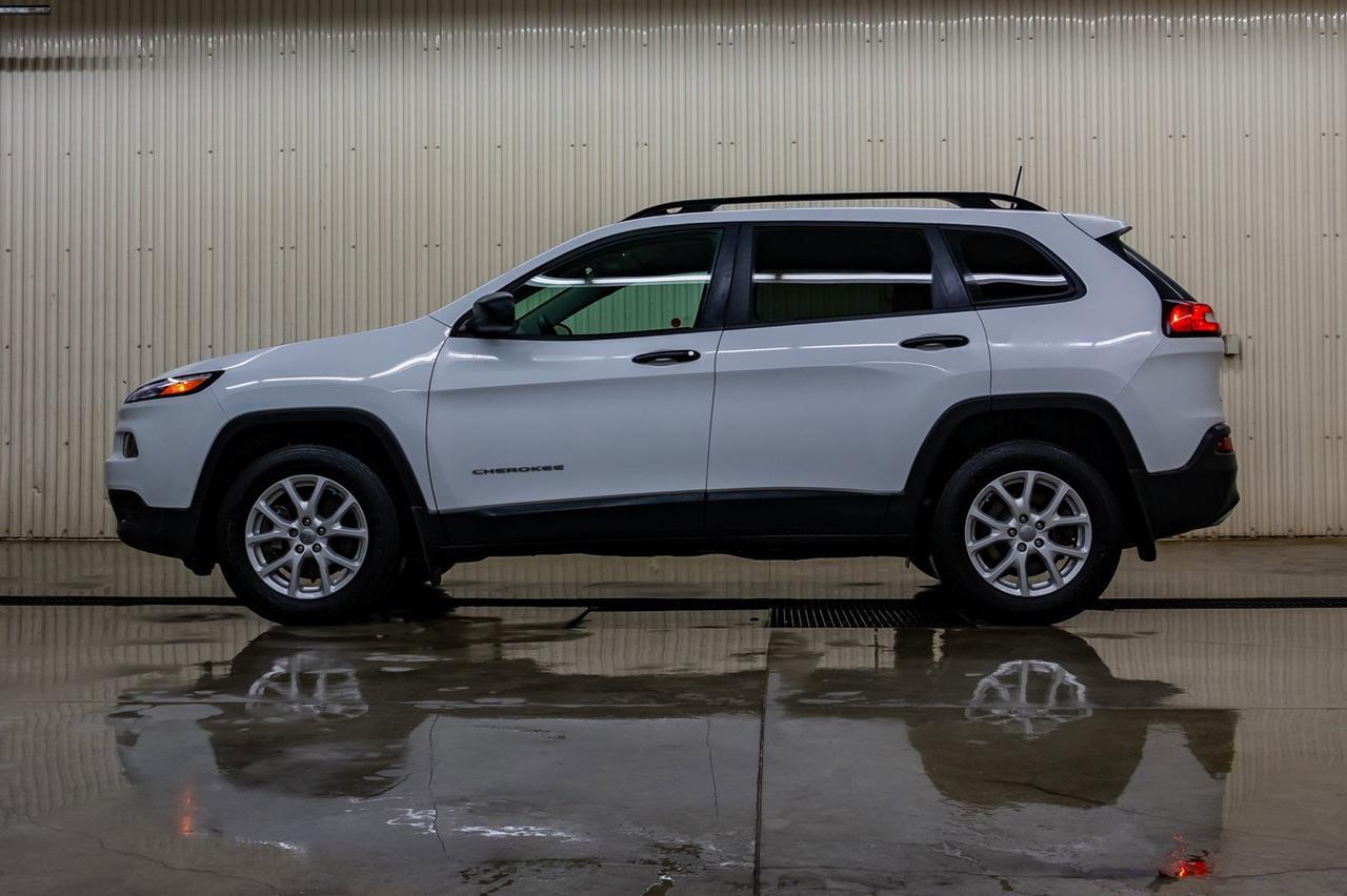 2018 Jeep Cherokee 4x4 Sport BCam Red Deer AB