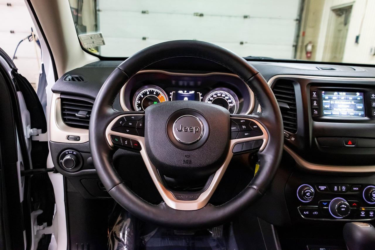 2018 Jeep Cherokee 4x4 Sport BCam Red Deer AB