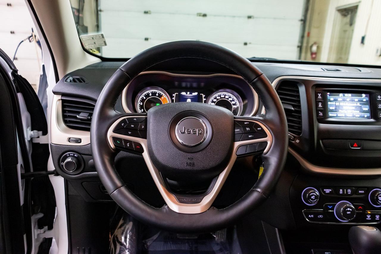 2018 Jeep Cherokee 4x4 Sport BCam Red Deer AB