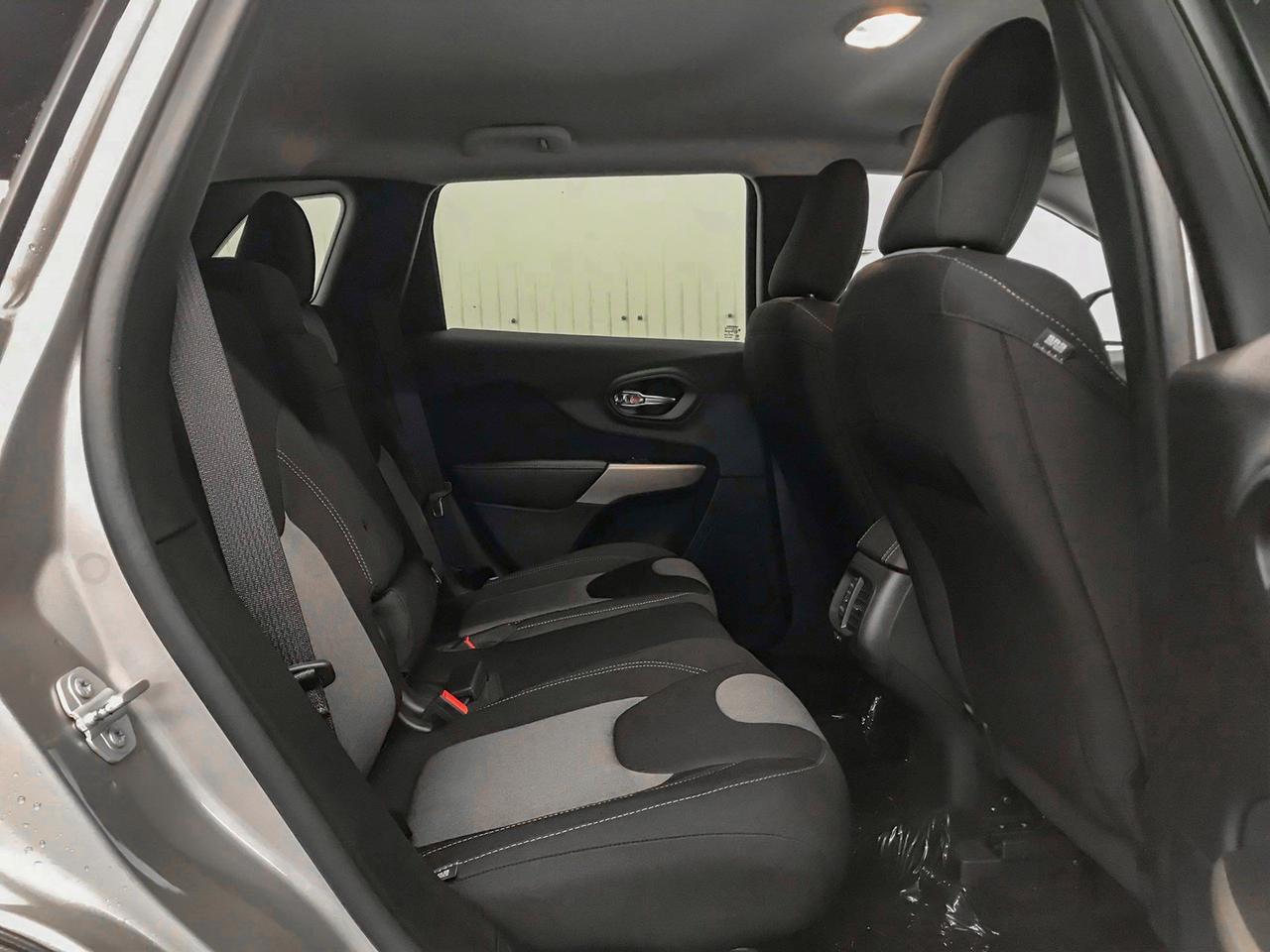 2018 Jeep Cherokee 4x4 Sport Red Deer AB