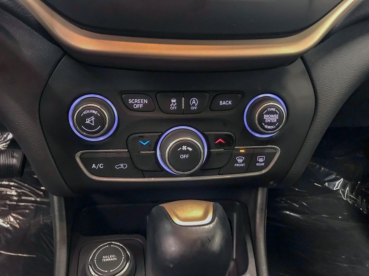 2018 Jeep Cherokee 4x4 Sport Red Deer AB