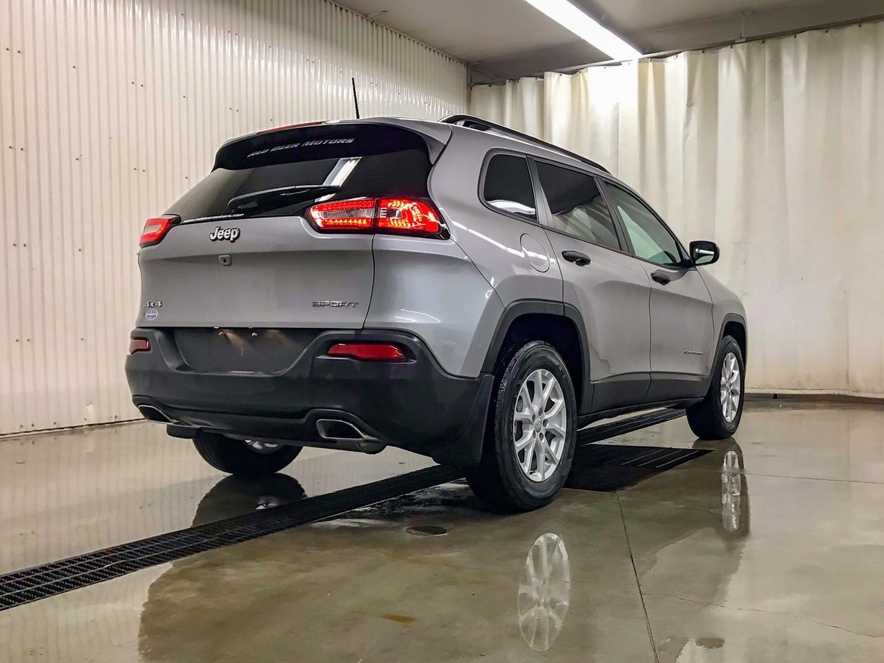 2018 Jeep Cherokee 4x4 Sport Red Deer AB