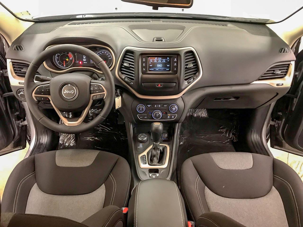 2018 Jeep Cherokee 4x4 Sport Red Deer AB