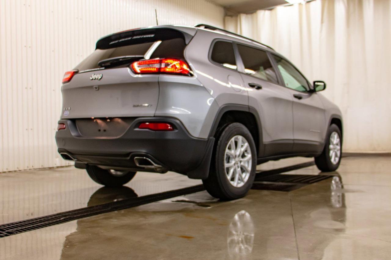 2018 Jeep Cherokee 4x4 Sport Red Deer AB