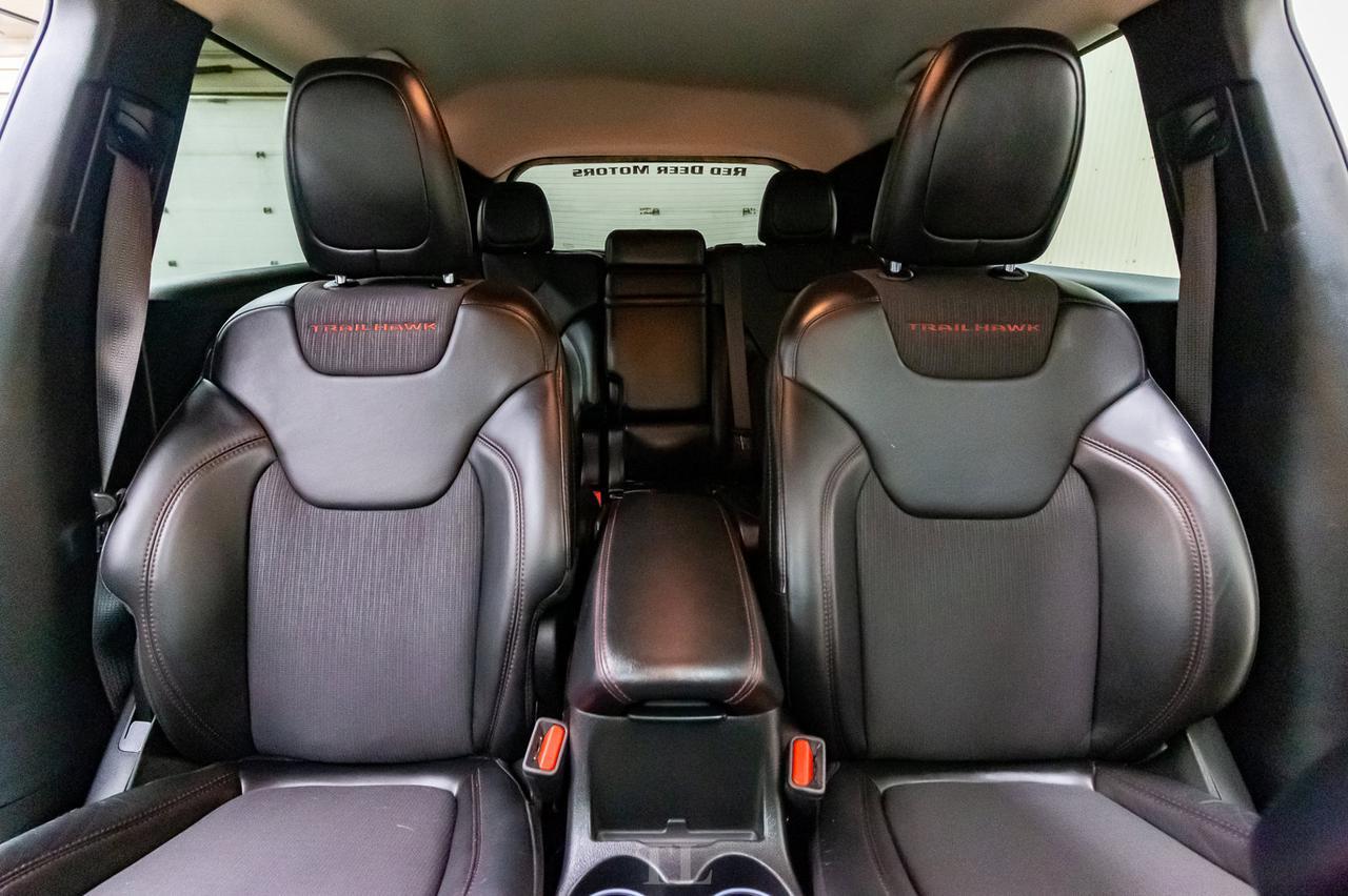 2018 Jeep Cherokee 4x4 Trailhawk Leather BCam Red Deer AB