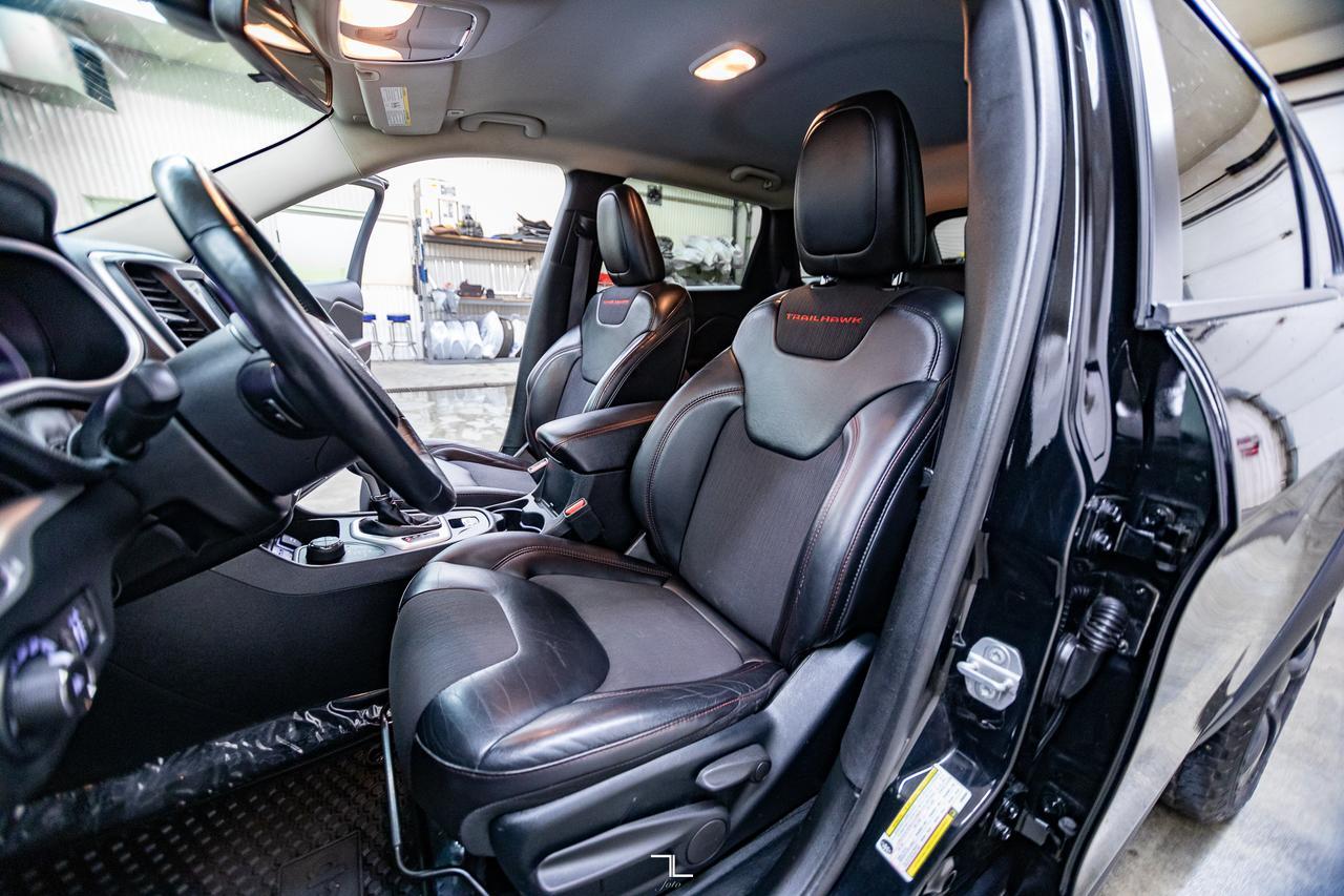 2018 Jeep Cherokee 4x4 Trailhawk Leather Nav BCam Red Deer AB