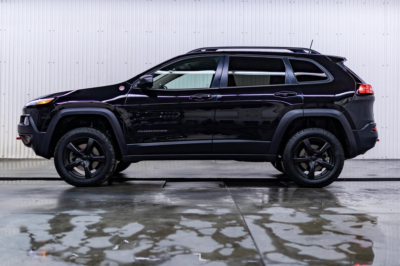 2018 Jeep Cherokee 4x4 Trailhawk Leather Nav BCam Red Deer AB