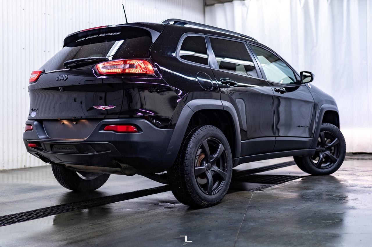 2018 Jeep Cherokee 4x4 Trailhawk Leather Nav BCam Red Deer AB