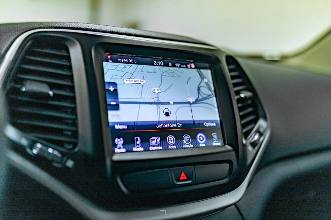 2018 Jeep Cherokee 4x4 Trailhawk Leather Nav BCam Red Deer AB