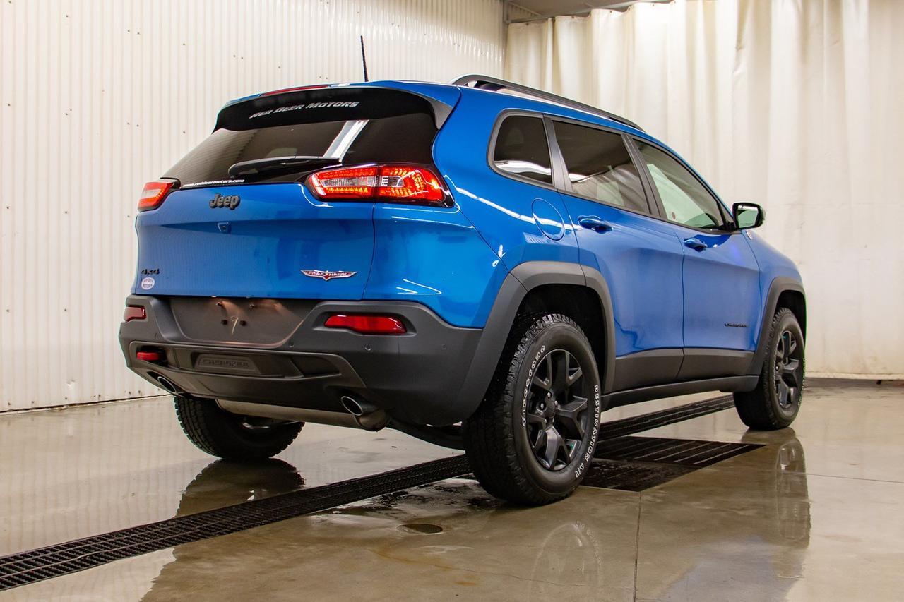 2018 Jeep Cherokee 4x4 Trailhawk Plus Leather Roof Nav Red Deer AB
