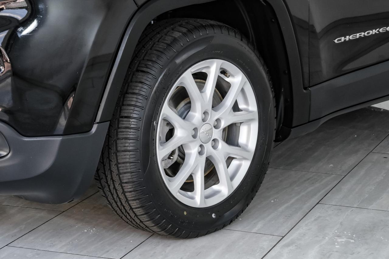 2018 Jeep Cherokee LATITUDE AUTOMATIC REAR CAMERA BLUETOOTH CRUISE CONTROL ALLOY WH Carrollton TX