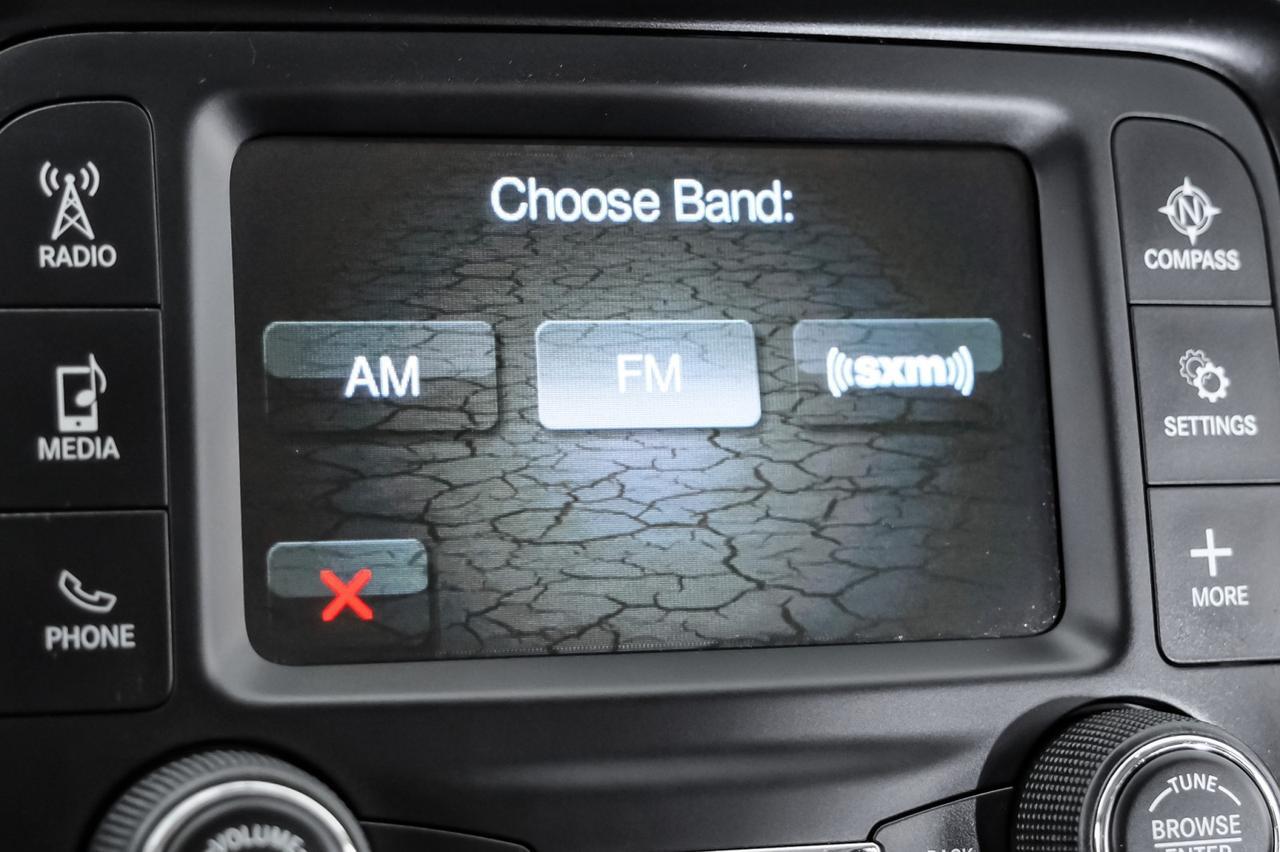 2018 Jeep Cherokee LATITUDE AUTOMATIC REAR CAMERA BLUETOOTH CRUISE CONTROL ALLOY WH Carrollton TX