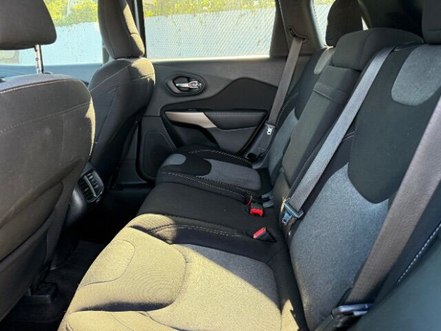 2018 Jeep Cherokee Latitude 4x4 East Islip NY
