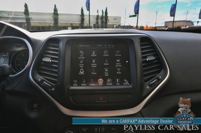 2018 Jeep Cherokee Latitude Plus / 4X4 / Cold Weather Pkg / Comfort & Convenience Pkg / Auto Start / Power & Heated Leather Seats / Heated Steering Wheel / Bluetooth / Aux & USB Input / Back Up Cam / Power Liftgate / Tow Pkg Anchorage AK