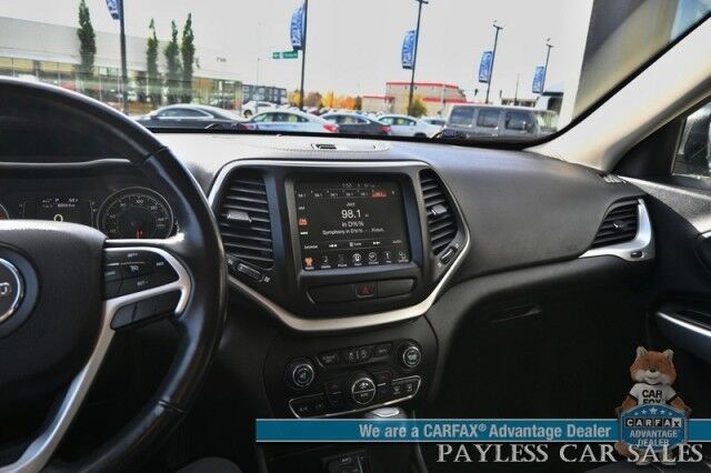 2018 Jeep Cherokee Latitude Plus / 4X4 / Cold Weather Pkg / Comfort & Convenience Pkg / Auto Start / Power & Heated Leather Seats / Heated Steering Wheel / Bluetooth / Aux & USB Input / Back Up Cam / Power Liftgate / Tow Pkg Anchorage AK
