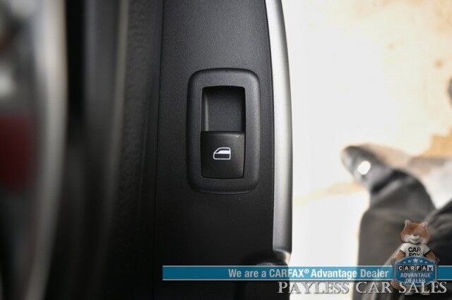 2018 Jeep Cherokee Latitude Plus / 4X4 / Cold Weather & Comfort & Convenience Pkg / Auto Start / Power & Heated Leather Seats / Heated Steering Wheel / Bluetooth / Aux & USB Input / Back Up Cam / Power Liftgate / Tow Pkg Anchorage AK