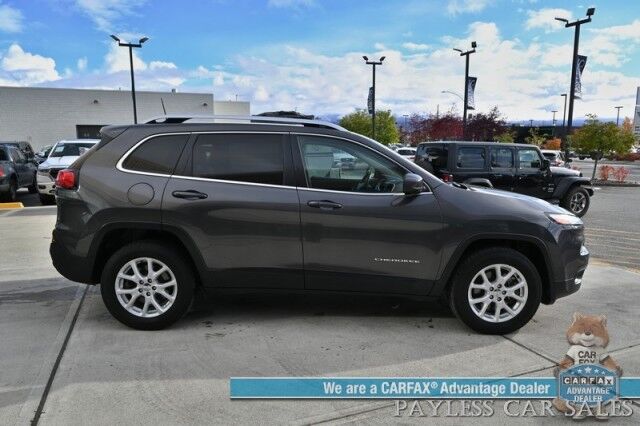 2018 Jeep Cherokee Latitude Plus / 4X4 / Cold Weather & Comfort & Convenience Pkg / Auto Start / Power & Heated Leather Seats / Heated Steering Wheel / Bluetooth / Aux & USB Input / Back Up Cam / Power Liftgate / Tow Pkg Anchorage AK