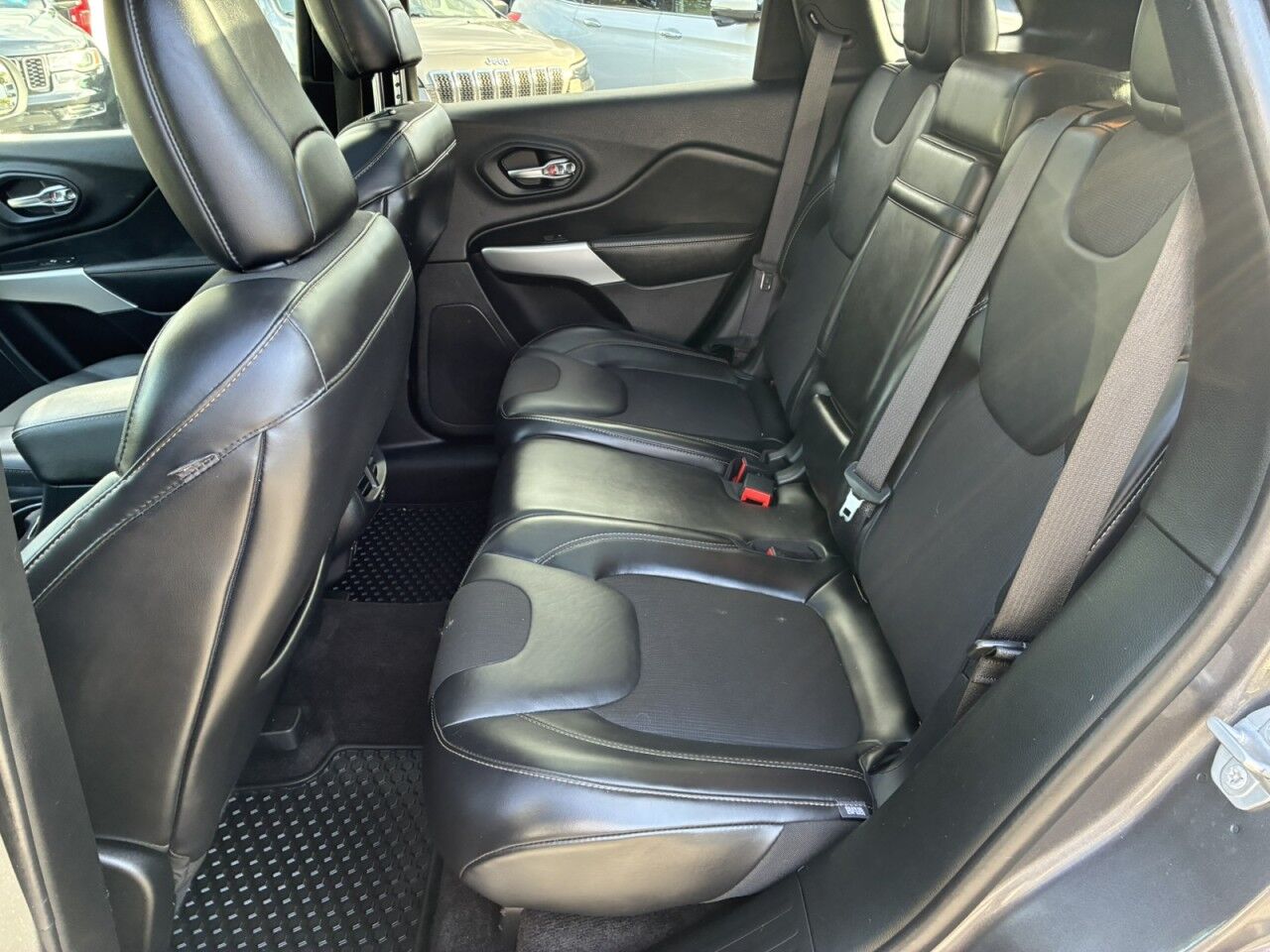2018 Jeep Cherokee Latitude Plus Charlton MA