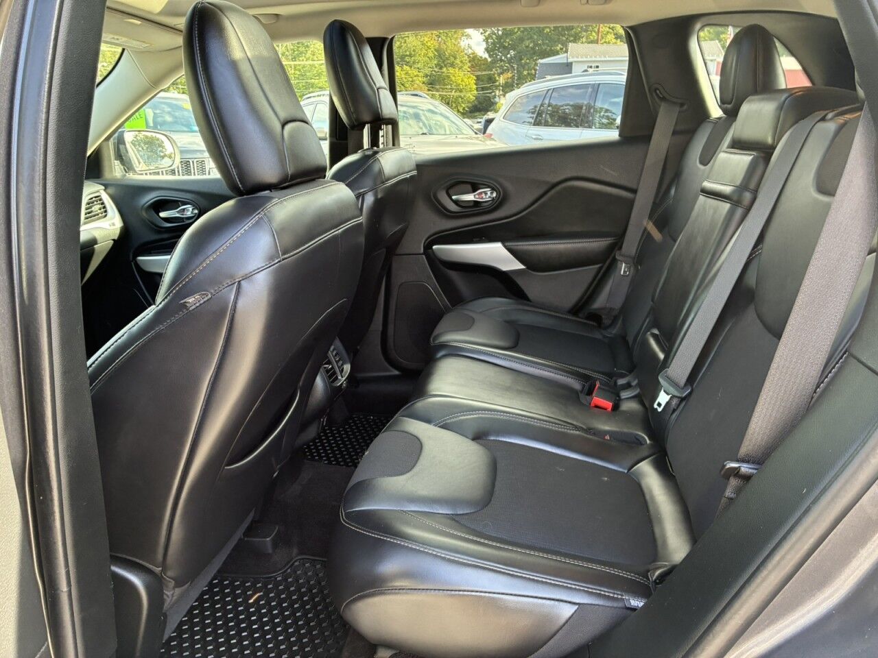 2018 Jeep Cherokee Latitude Plus Charlton MA