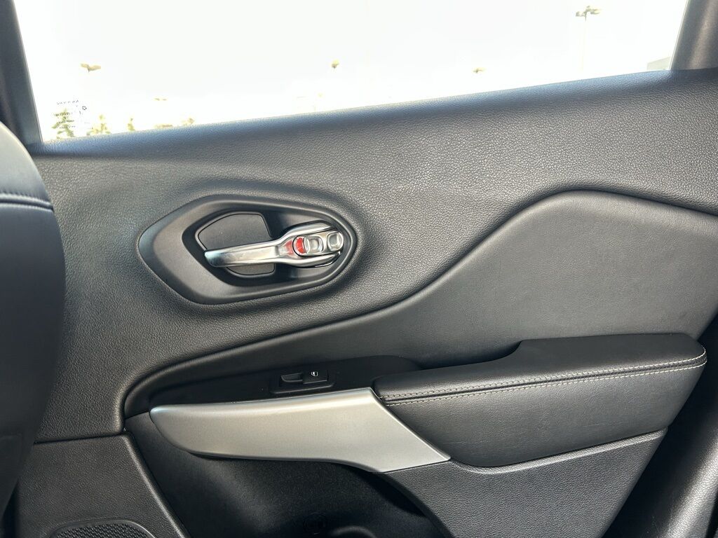 2018 Jeep Cherokee Latitude Plus Crestwood KY