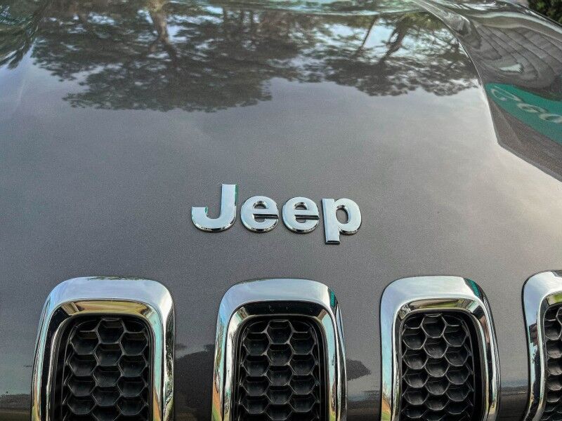 2018 Jeep Cherokee Latitude Plus Wilmington NC