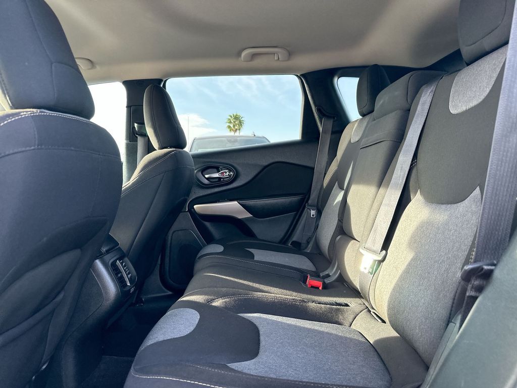 2018 Jeep Cherokee Latitude Tucson AZ