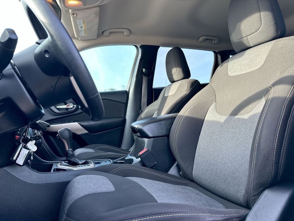 2018 Jeep Cherokee Latitude Tucson AZ