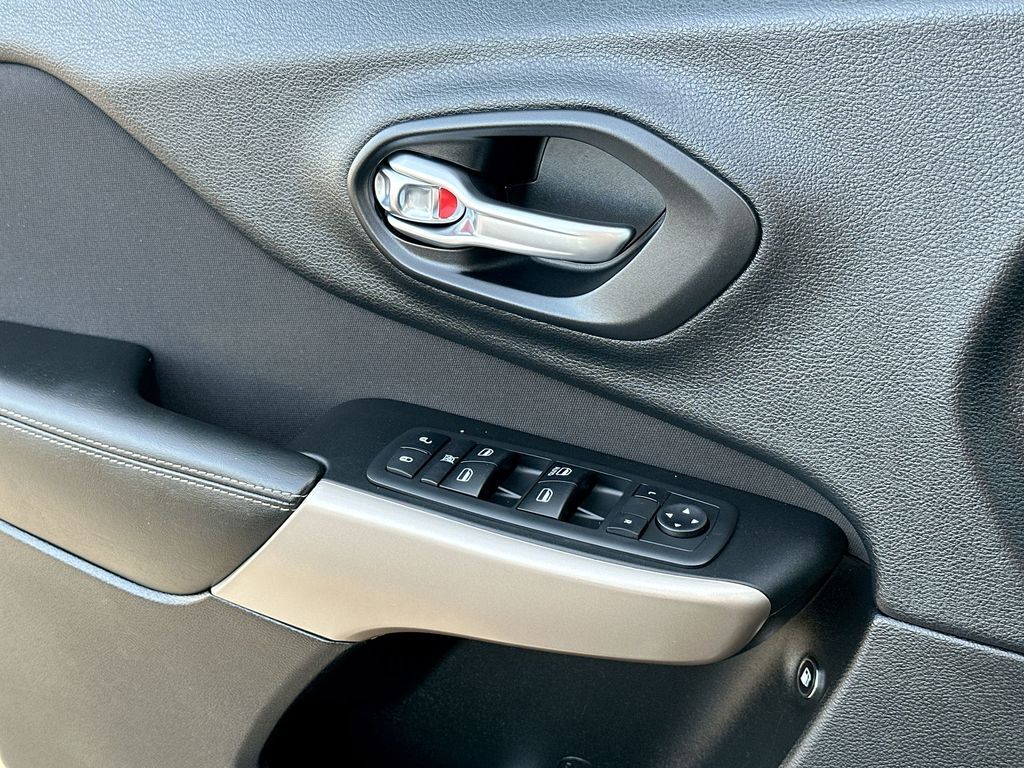 2018 Jeep Cherokee Latitude Tucson AZ