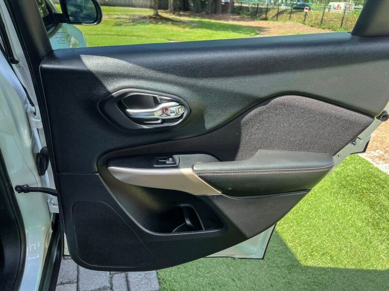 2018 Jeep Cherokee Latitude Wilmington NC