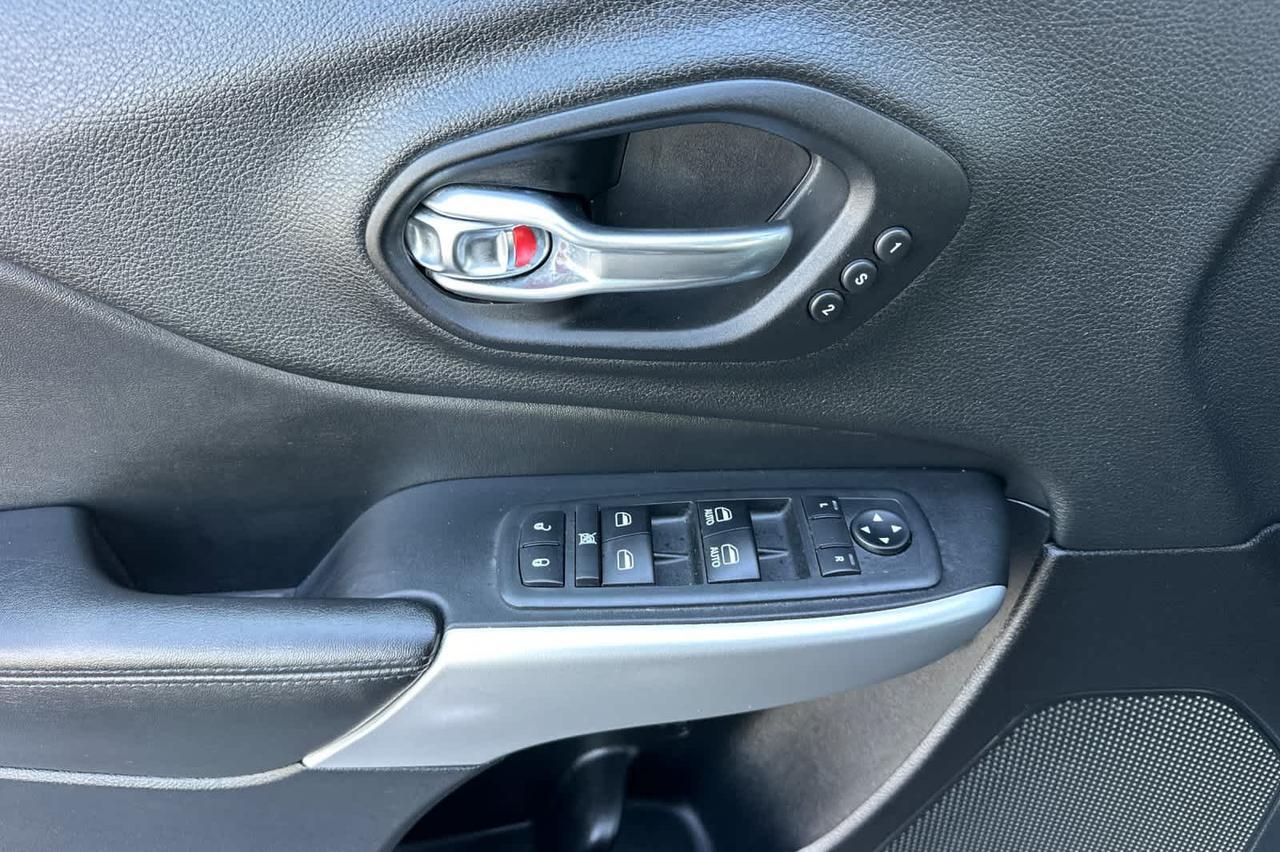 2018 Jeep Cherokee Overland Roseville CA