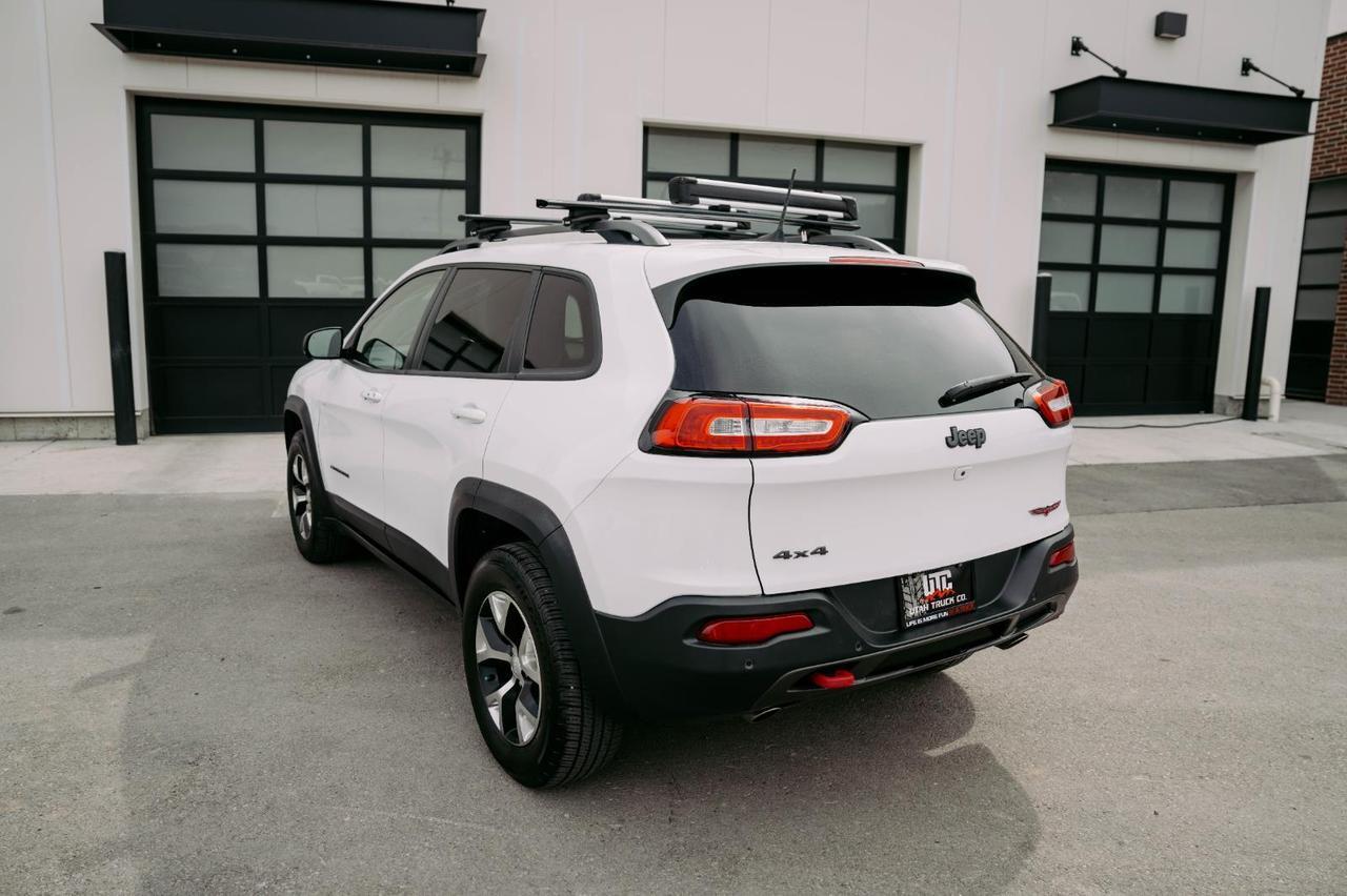 2018 Jeep Cherokee Trailhawk photo 7