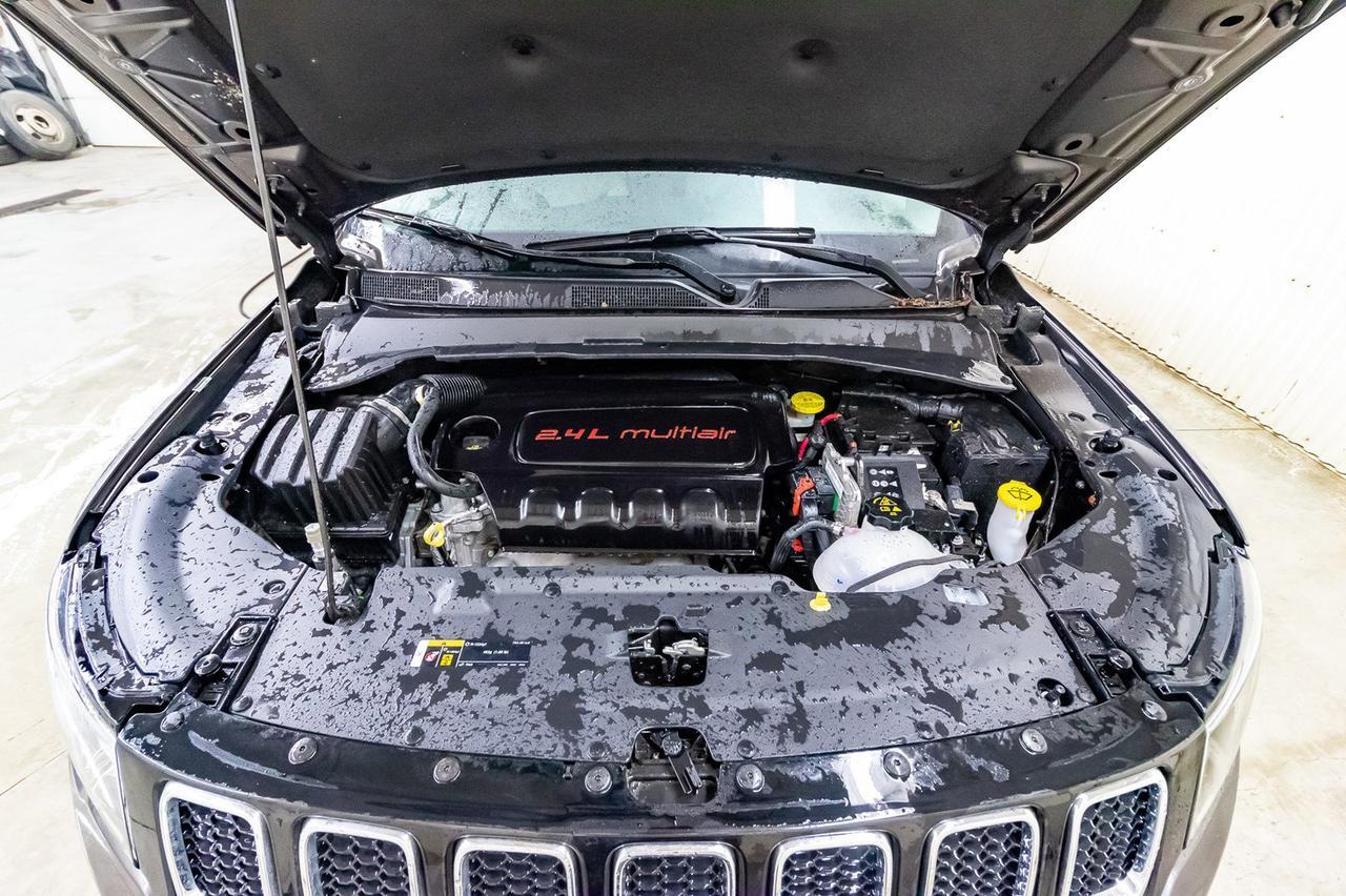 2018 Jeep Compass 4x4 Limited Leather Nav BCam Red Deer AB