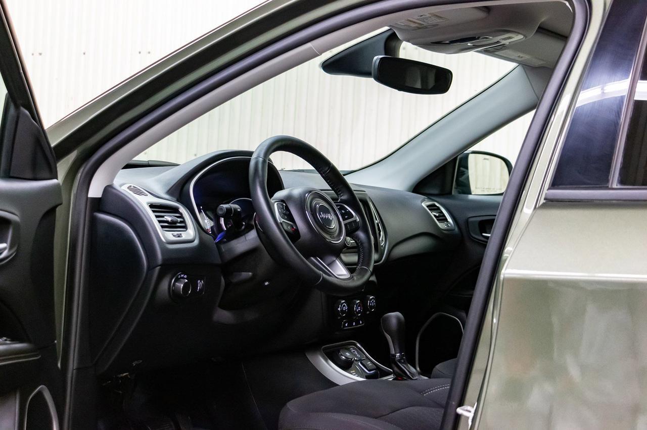 2018 Jeep Compass 4x4 Sport BCam Remote Start Red Deer AB