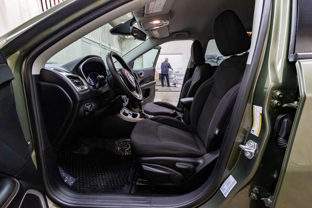 2018 Jeep Compass 4x4 Sport BCam Remote Start Red Deer AB