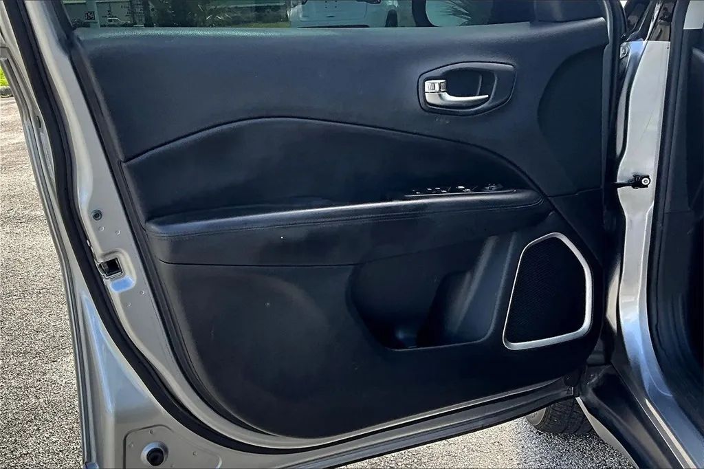 2018 Jeep Compass Altitude Sport Utility 4D Maitland FL